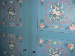 Creations Marylene - Meubles peints - Detail armoire de quiberon